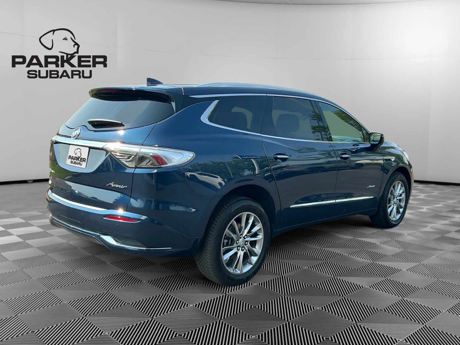 Used 2024 Buick Enclave Avenir w/ Avenir Technology Package AWD/4WD image 5