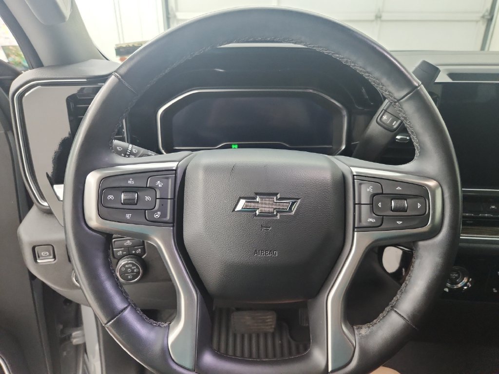 Used 2024 Chevrolet Silverado 1500 RST AWD/4WD image 24