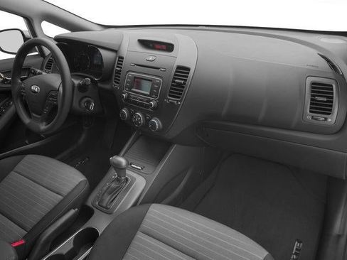 Used 2016 Kia Forte LX FWD image 16