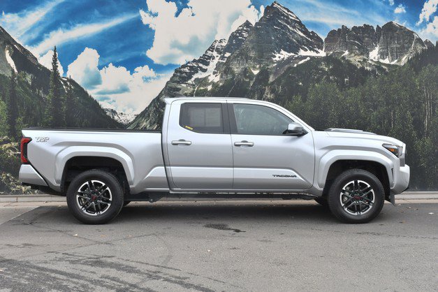 Certified 2024 Toyota Tacoma TRD Sport AWD/4WD image 2