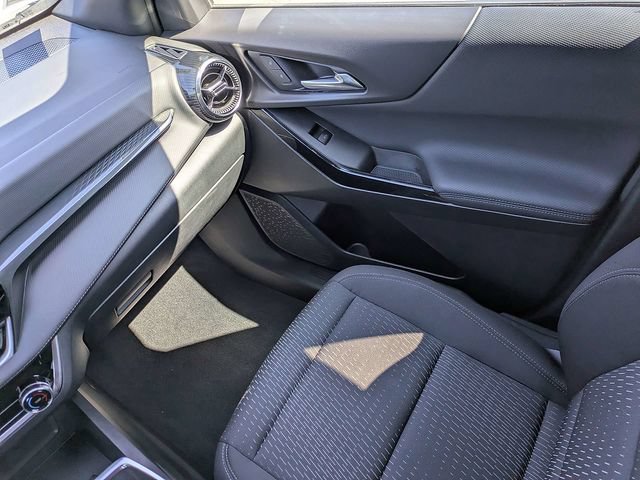 Used 2025 Chevrolet Equinox LT FWD image 15