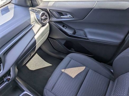 Used 2025 Chevrolet Equinox LT FWD image 15