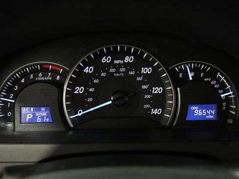 Used 2013 Toyota Camry LE image 8