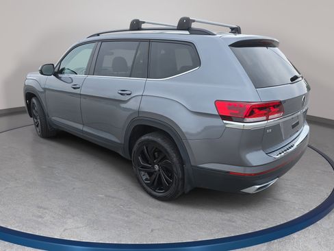 Used 2023 Volkswagen Atlas SE w/ Black Wheel Package AWD/4WD image 7