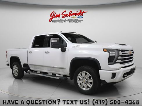 Used 2025 Chevrolet Silverado 3500 High Country w/ High Country Premium Package AWD/4WD image 1