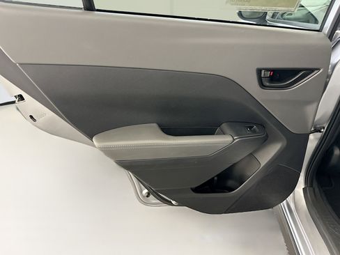 Used 2024 Subaru Crosstrek 2.0i Premium image 27