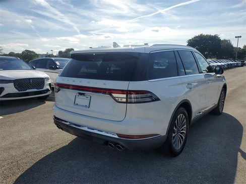 Used 2020 Lincoln Aviator Reserve w/ Elements Package Plus image 4