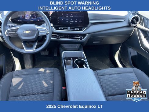 Used 2025 Chevrolet Equinox LT image 10