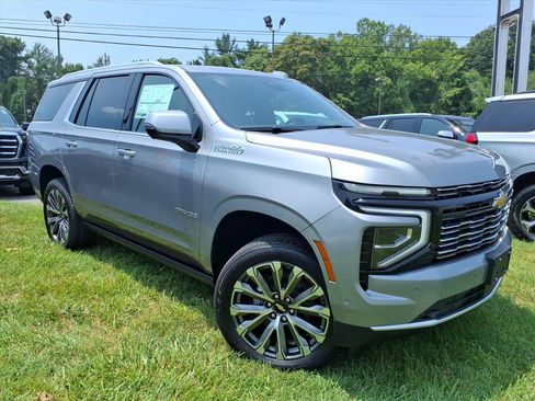 New 2026 Chevrolet Tahoe High Country AWD/4WD image 2
