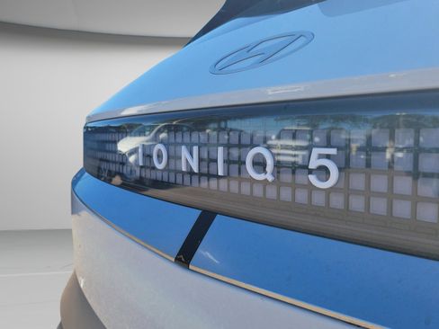 New 2026 Hyundai Ioniq 5 Limited image 30