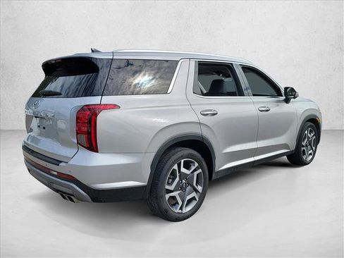 Used 2024 Hyundai Palisade SEL w/ Premium Package image 5