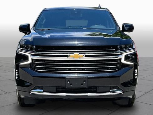 Used 2024 Chevrolet Suburban LT AWD/4WD image 4