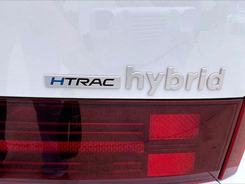 Used 2025 Hyundai Santa Fe Limited AWD/4WD image 26