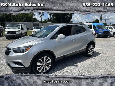Used 2019 Buick Encore Preferred FWD image 1
