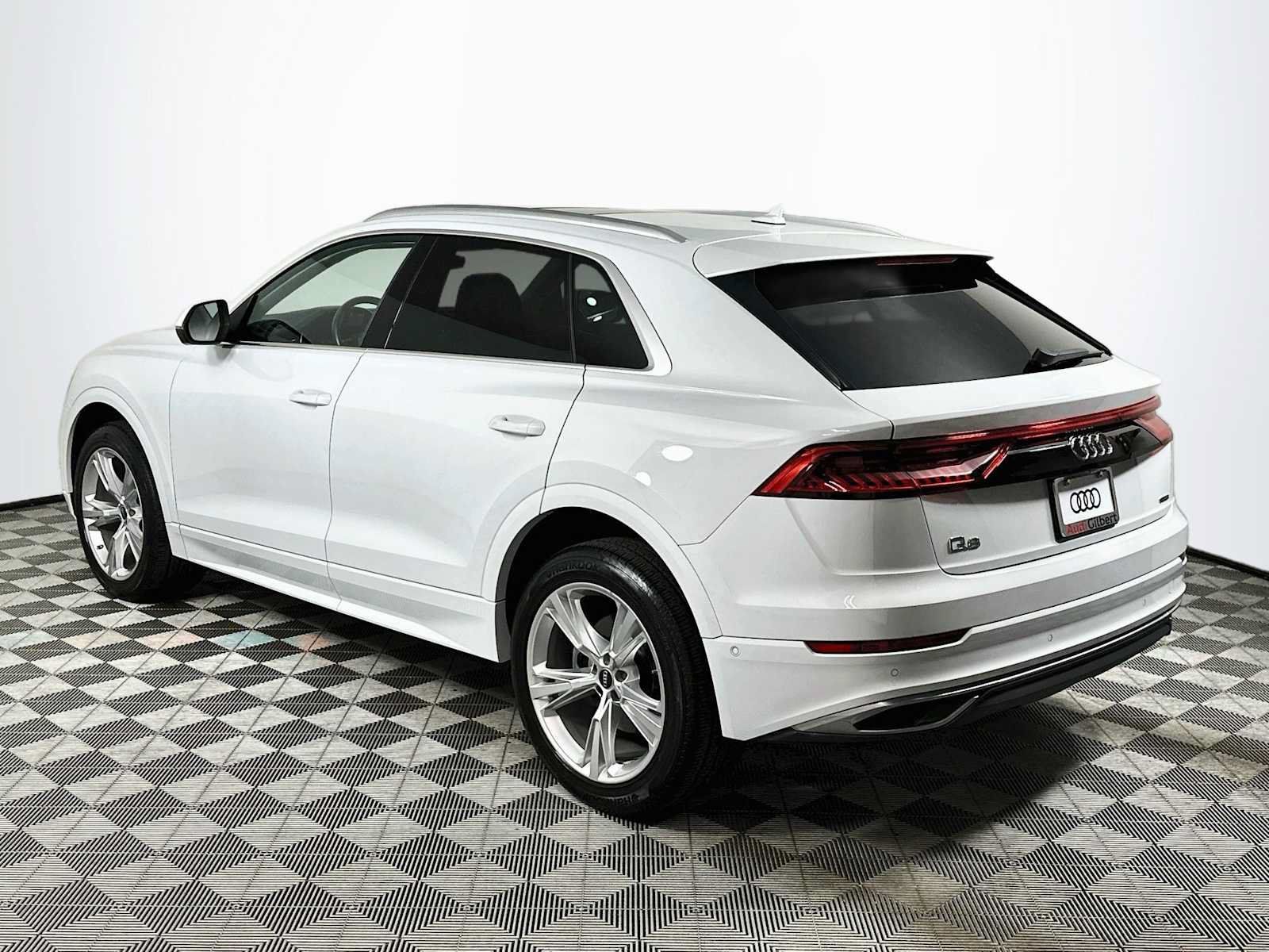 Certified 2023 Audi Q8 Premium w/ Convenience Package AWD/4WD image 5