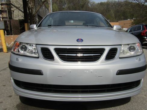 Used 2007 Saab 9-3 2.0T w/ Premium Audio Pkg FWD image 28