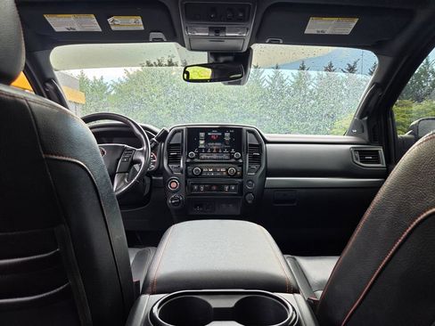 Used 2021 Nissan Titan PRO-4X w/ Pro-4x Convenience Package AWD/4WD image 26