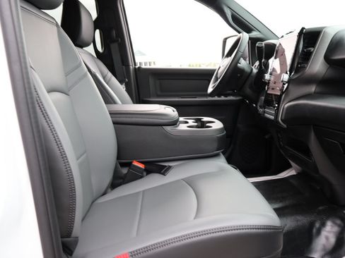 New 2026 RAM 3500 Tradesman AWD/4WD image 9
