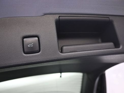 Used 2024 Ford Escape Active AWD/4WD image 17