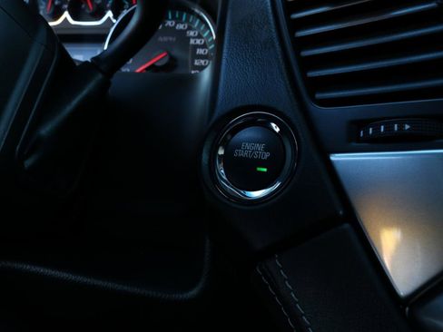 Used 2018 Chevrolet Suburban LT w/ Luxury Package image 27