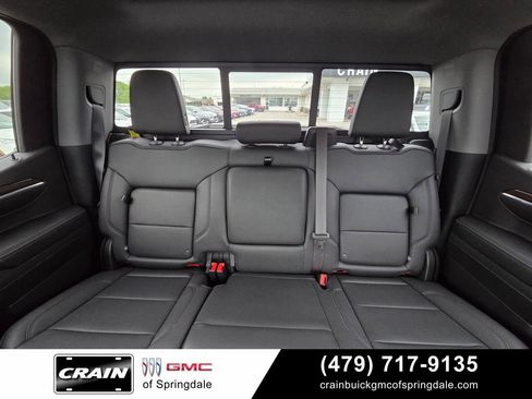 Used 2024 Chevrolet Silverado 1500 LT Trail Boss w/ Convenience Package II AWD/4WD image 29