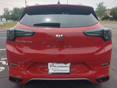 Used 2026 Buick Encore GX Avenir w/ Avenir Technology Package FWD image 5