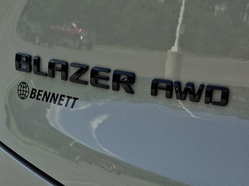 Used 2021 Chevrolet Blazer LT AWD/4WD image 28