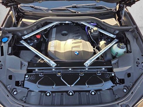 New 2026 BMW X5 sDrive40i w/ M Sport Package RWD image 17
