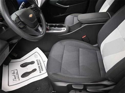 Used 2024 Chevrolet Trax LS w/ LS Convenience Package image 15