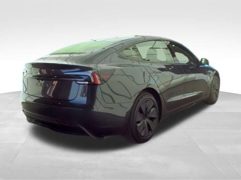 Used 2025 Tesla Model 3 RWD image 7