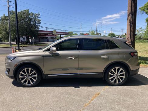 Used 2019 Lincoln Nautilus Select FWD image 8