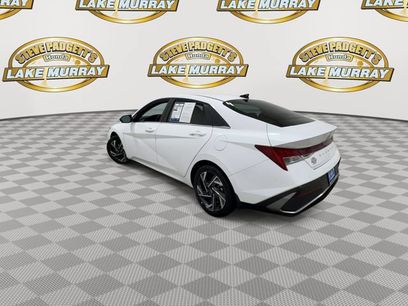 Used 2025 Hyundai Elantra Limited