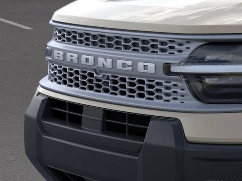 New 2025 Ford Bronco Sport Outer Banks AWD/4WD image 17