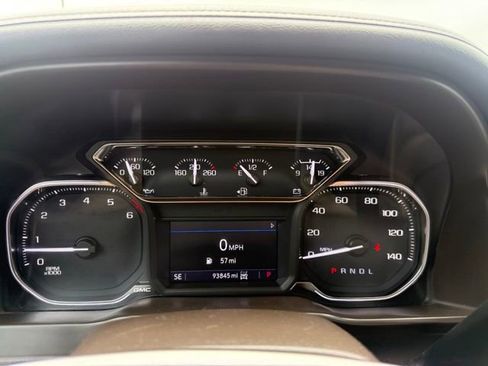 Used 2021 GMC Sierra 3500 SLE w/ SLE Value Package image 20