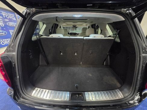 Used 2021 Hyundai Palisade Calligraphy image 8