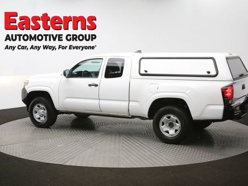 Used 2020 Toyota Tacoma SR image 61