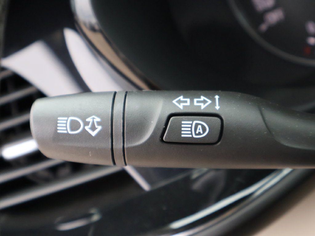 Used 2023 Buick Envision Avenir FWD image 27