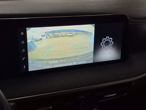 Used 2025 Nissan Kicks SV FWD image 11