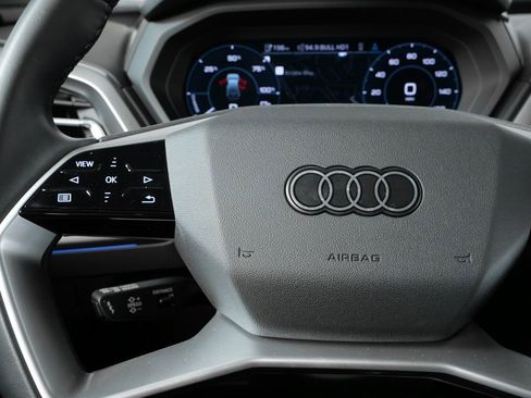 Certified 2024 Audi Q4 e-tron Premium Plus w/ Premium Plus image 10