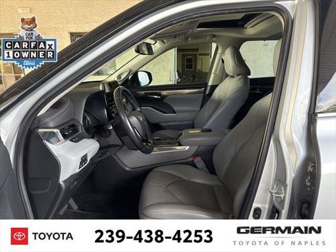 Certified 2021 Toyota Highlander Limited image 16