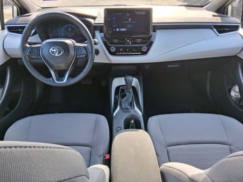 Used 2026 Toyota Corolla SE FWD image 9