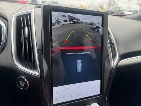 Used 2021 Ford Edge ST image 22