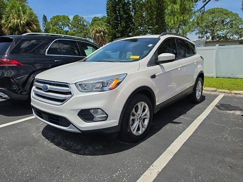 Used 2019 Ford Escape SEL FWD image 5