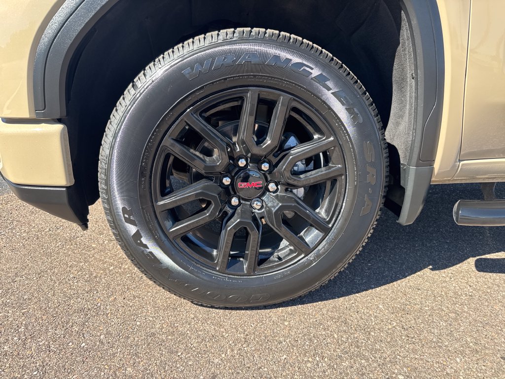Used 2023 GMC Sierra 1500 Elevation AWD/4WD image 26