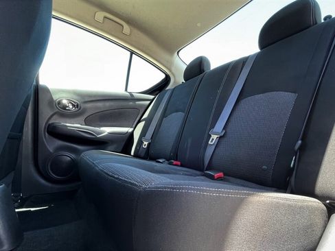 Used 2018 Nissan Versa SV FWD image 11