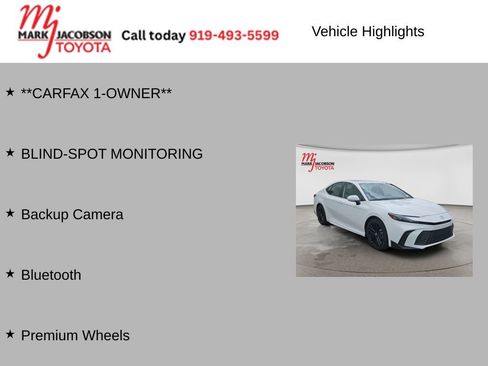 Used 2025 Toyota Camry SE FWD image 6