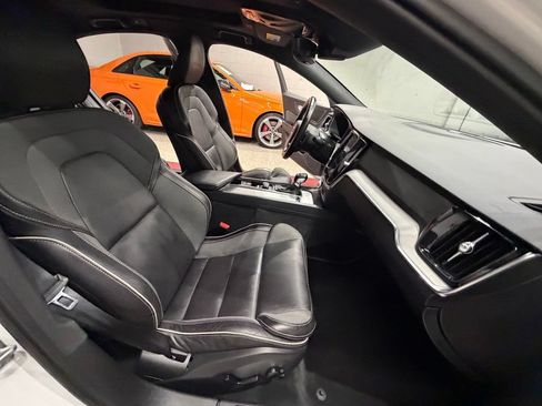 Used 2019 Volvo S60 T6 R-Design AWD/4WD image 41