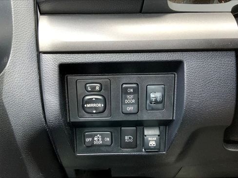 Used 2021 Toyota Tundra SR5 w/ Trail Edition image 36