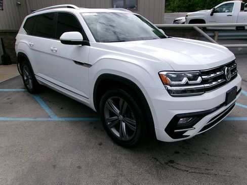 Used 2019 Volkswagen Atlas SE w/ Panoramic Sunroof Package AWD/4WD image 4