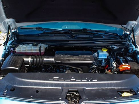 Used 2023 RAM 1500 Big Horn AWD/4WD image 40